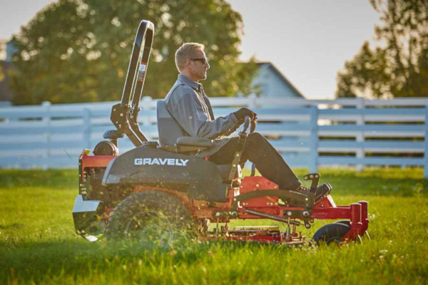 Gravely | Zero-Turn Mowers | Pro-Turn 400 for sale at Carroll's Service Center