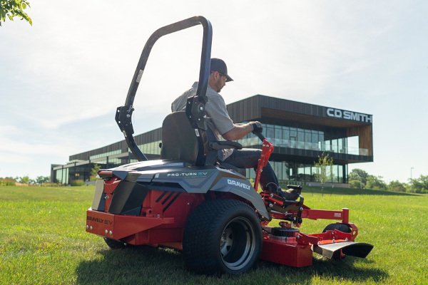 Gravely | Electric | PRO-TURN® EV for sale at Carroll's Service Center, Maryland