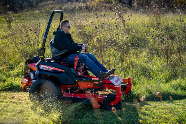 Gravely | Zero-Turn Mowers | Pro-Turn® Mach One for sale at Carroll's Service Center, Maryland