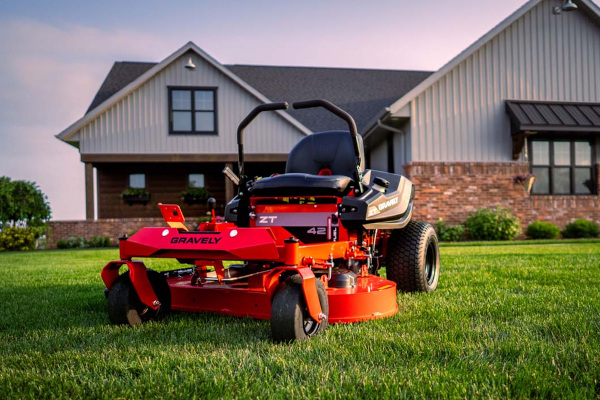 Zero Turn Rover Oxley Lawn Mower Gravely ZT X 48