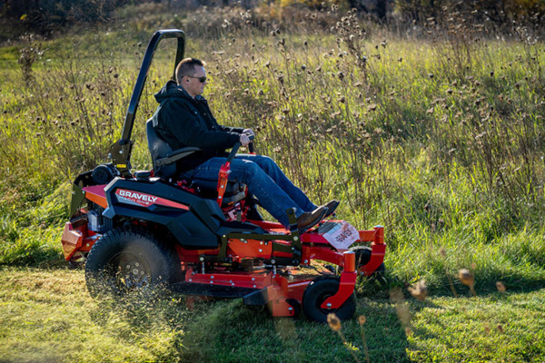 Gravely | Zero-Turn Mowers | Pro-Turn® Mach One for sale at Carroll's Service Center